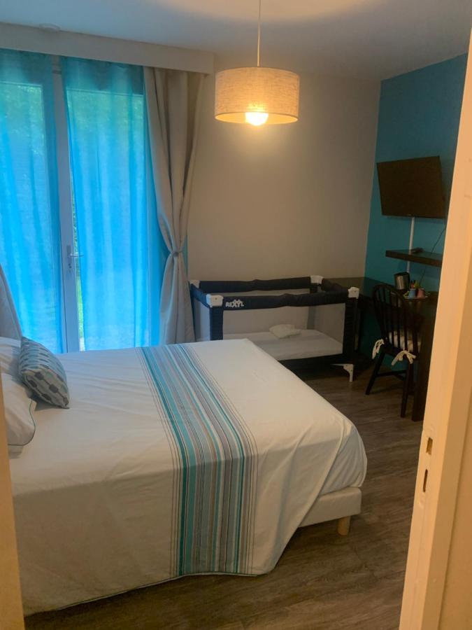 Chambre D'Hotes Le Prieure Gommerville エクステリア 写真